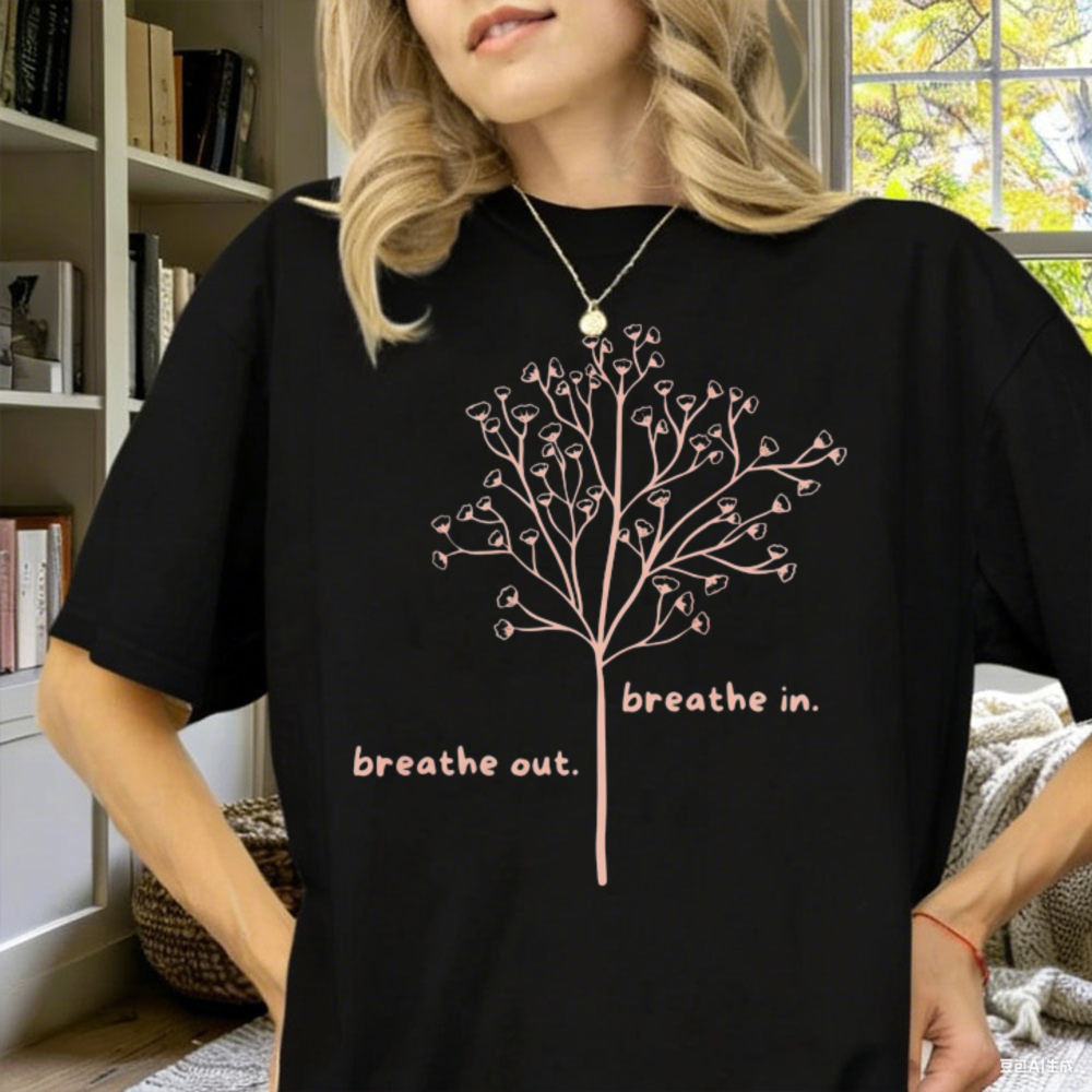 Breathe in Breathe Out T-Shirt - Your Health Wellness avaliação e preço